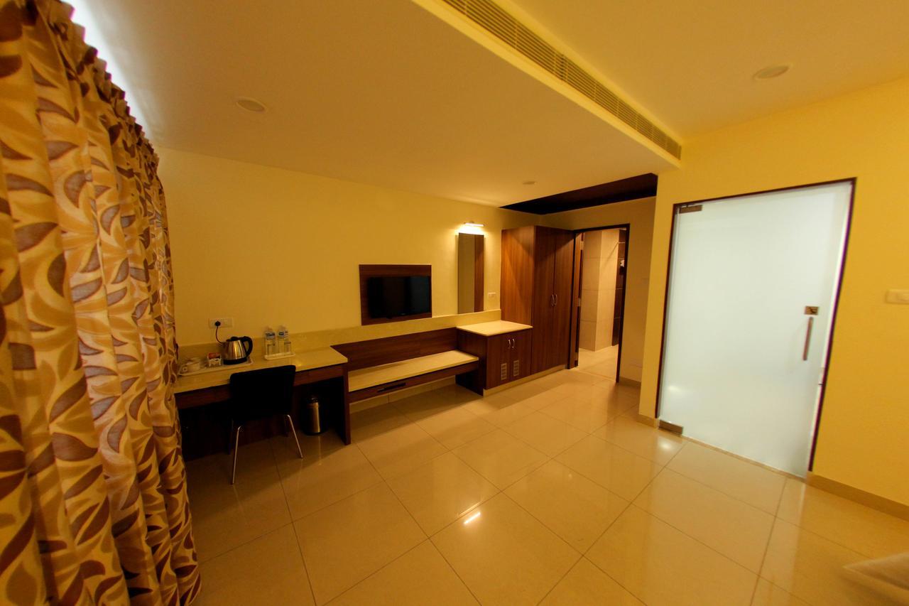 فندق Rathna Residency سالم المظهر الخارجي الصورة